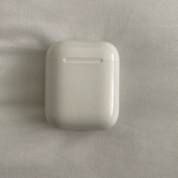 2nd generation airpods